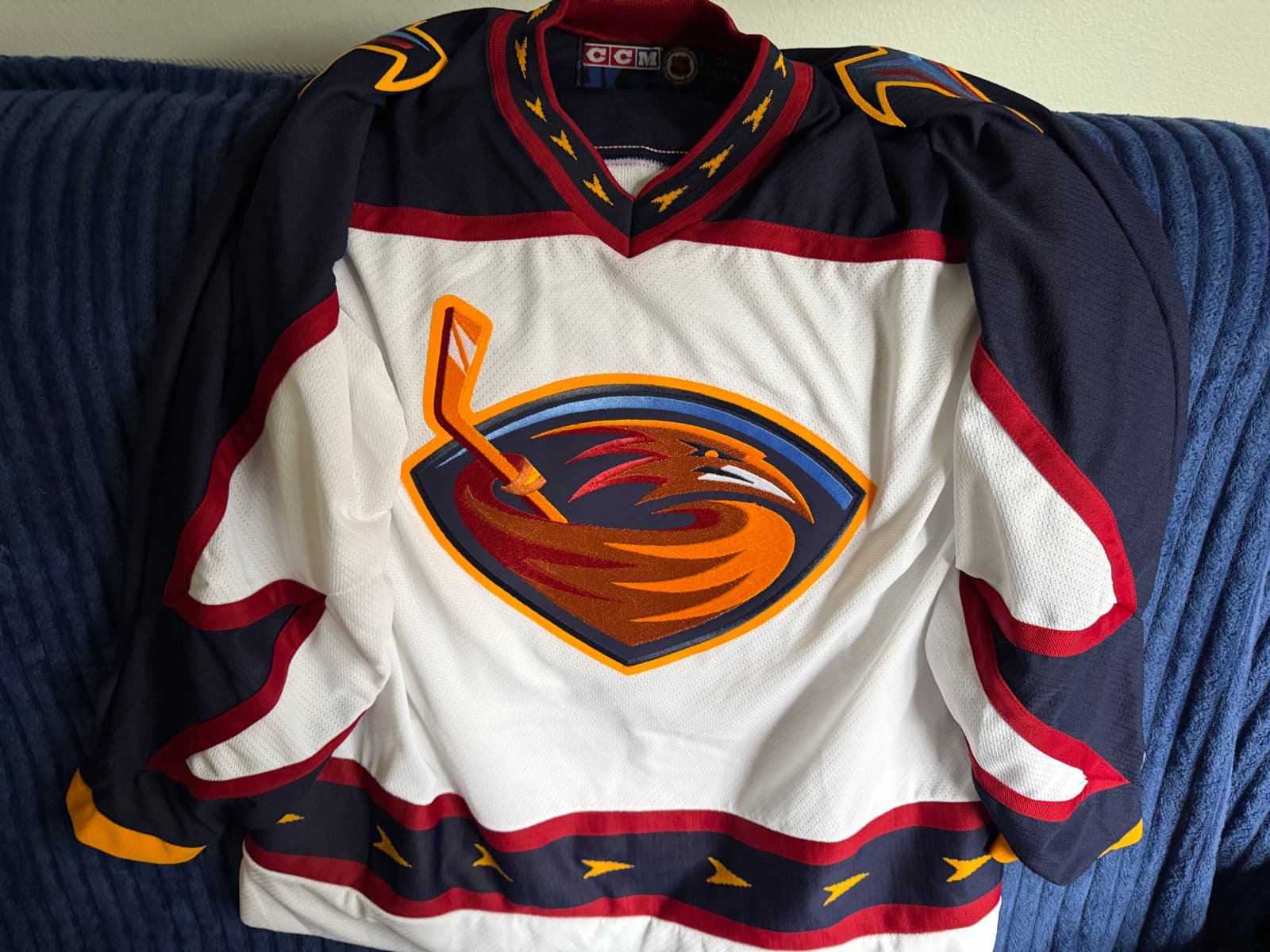 Atlanta Thrashers Vintage CCM NHL Hockey Jersey - White w/ Tags - Size XL