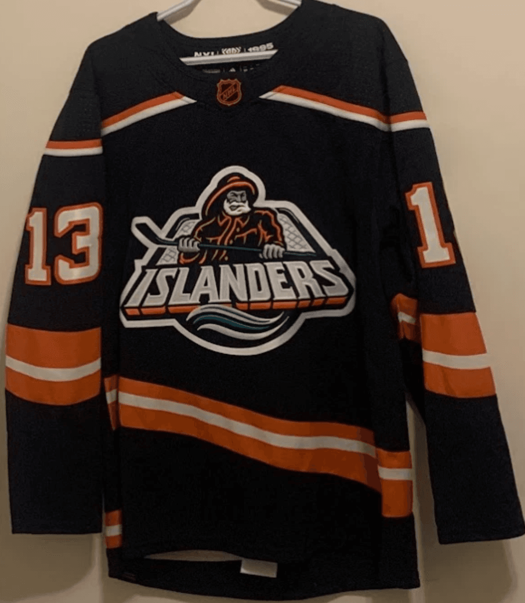 New York Islanders 2022-23 Reverse Retro Jersey - Mathew Barzal - tags removed